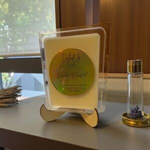 Lavender Moonpetal Wax Melts | Lavender Ylang Ylang | Handmade Soy Melts